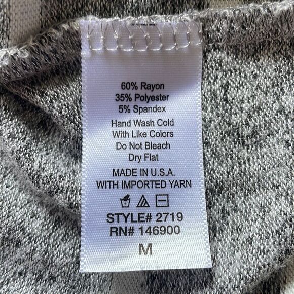 Market & Spruce Gray and White Striped Top - Picture 4 of 5